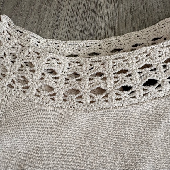 Vtg Linda Matthew’s Boho Ivory Crochet Embroidered Top Sz M Lace Cottage Core - Picture 3 of 8